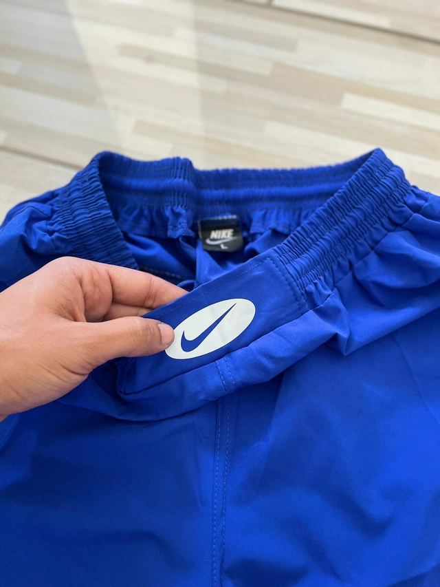 Bermuda nike t90 sales