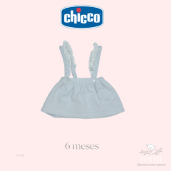 Conjunto peto falda azul claro con blanco (Chicco 6 meses) y blusa blanca (Gocco 6-9 meses) - comprar en línea