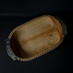 Bandeja de madera en Pacará y alpaca con incrustaciones.. 43cm. - comprar online