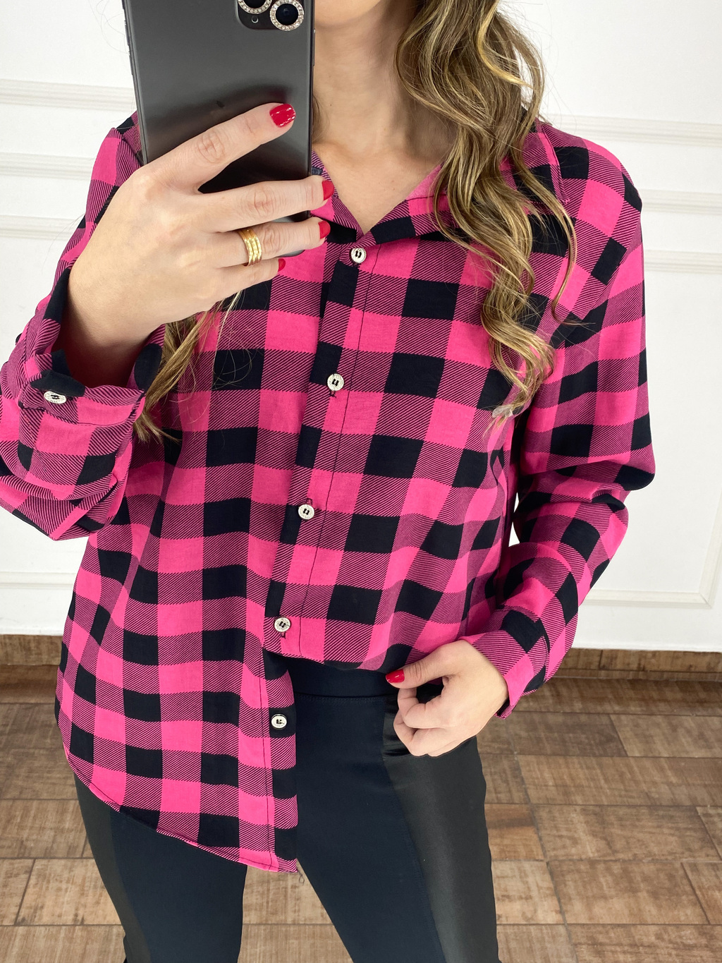 ESTILUXO - Loja Online - Camisa Revanche Feminina Xadrez Preta/Rosa