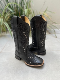 BOTA TEXANA TRIBAL PRETO COURO PRETO COM STRASS E METAIS