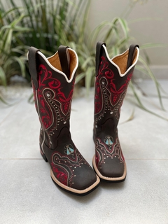 BOTA TEXANA TRIBAL VERMELHO E NOSSA SENHORA COURO MARROM ESCURO - comprar online