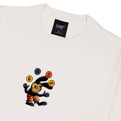 Camiseta Ease x Tofu na internet