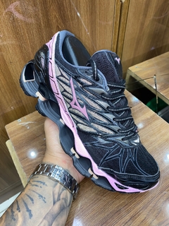 Mizuno prophecy 7 store preto com rosa