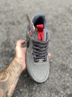Air force 1 cinza preto vermelho Faith Store Outlet
