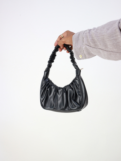 Bolsa Preta Plissada - REFFE SHOP ッ