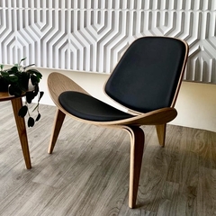 Poltrona Carl Hansen Walnut Ecocuero Negro - Muebles de diseño | Gift Collection