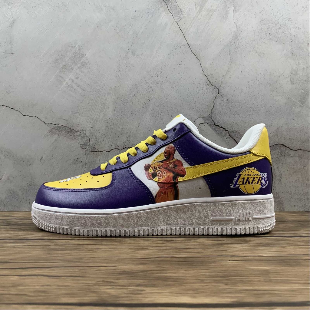 TENIS NIKE AIR FORCE 1 LAKERS Dark Sneakers