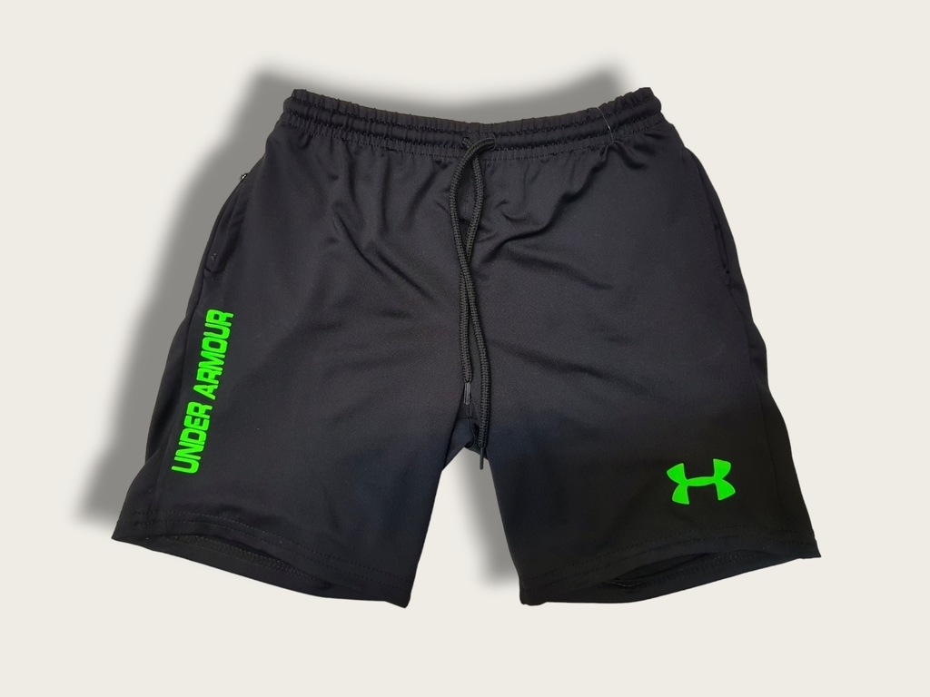 Under Armour - Conjunto de shorts y camiseta infantil para niños