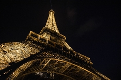 Torre Eiffel, Iluminada