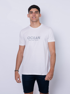 REMERA CLÁSICA ESTAMPADA - comprar online