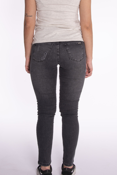 JEAN SKINNY BLACK en internet