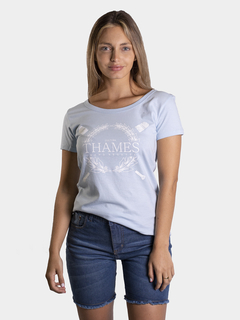 REMERA CLÁSICA ESTAMPADA