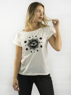 REMERA CON RUEDO MANGA - comprar online