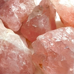 Piedras Gemas Cuarzo Rosa Calidad Extra N2 Bruto Monte Kurama - comprar online