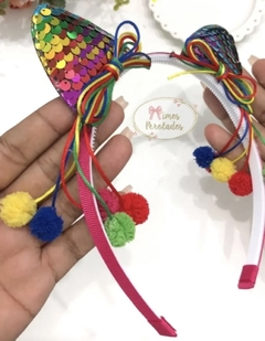 Kit Fácil Tiara Orelhinhas com pompom cores fortes - unidade