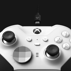 Xbox Elite Series 2 Core + Acessórios - comprar online