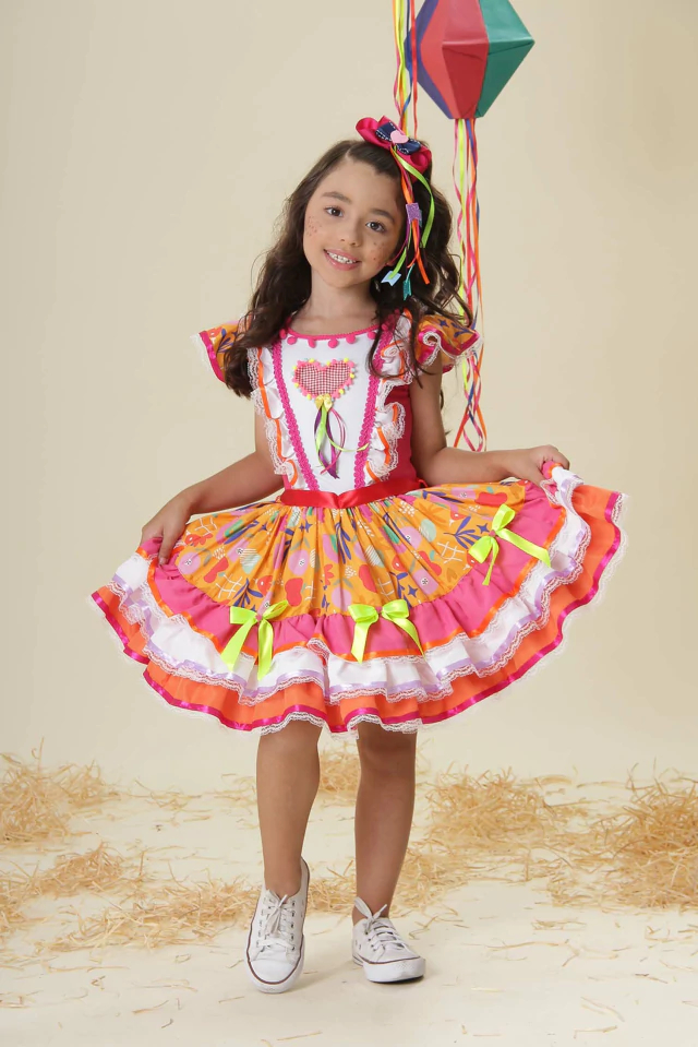 Vestido Festa Junina Infantil Luxo Moderno Detalhes Pink Coração - F