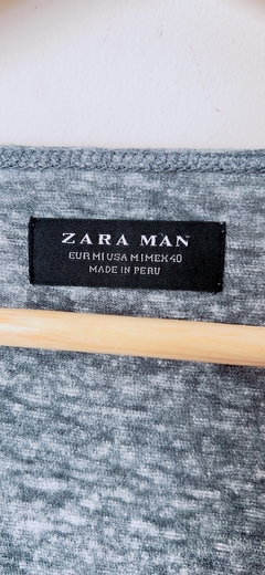 4335 Remera Zara Man Gris oscuro T.M - tienda online