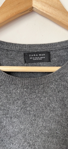 4124 Sweater Zara Gris T.L - tienda online