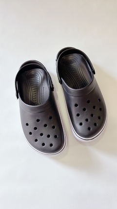 Art.8785 Símil Crocs Negro Nro39/40