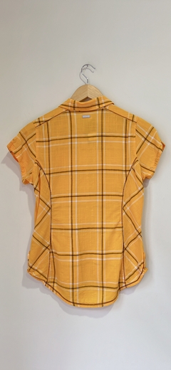 Art.5754 Camisa Columbia Amarillo TS en internet