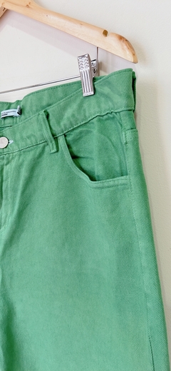 4808 Pantalón Verde Loro T.50 - comprar online