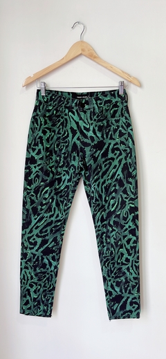 Art.6666 Pantalón Tucci Verde T.21/23/26/32 amplio