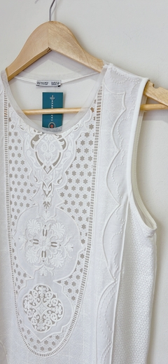 Art.6423 Blusa Zara Blanco TS amplio - comprar online