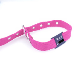 Chapita Pasador anodizado para collares de 2cm de ancho color negro+collar fucsia - comprar online