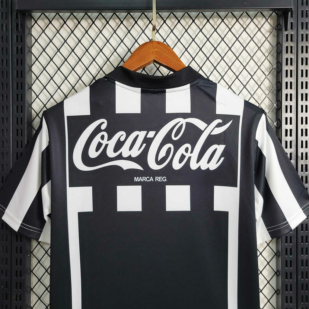 Camisa Internacional Retrô 1992 Coca Cola - FutFanatics