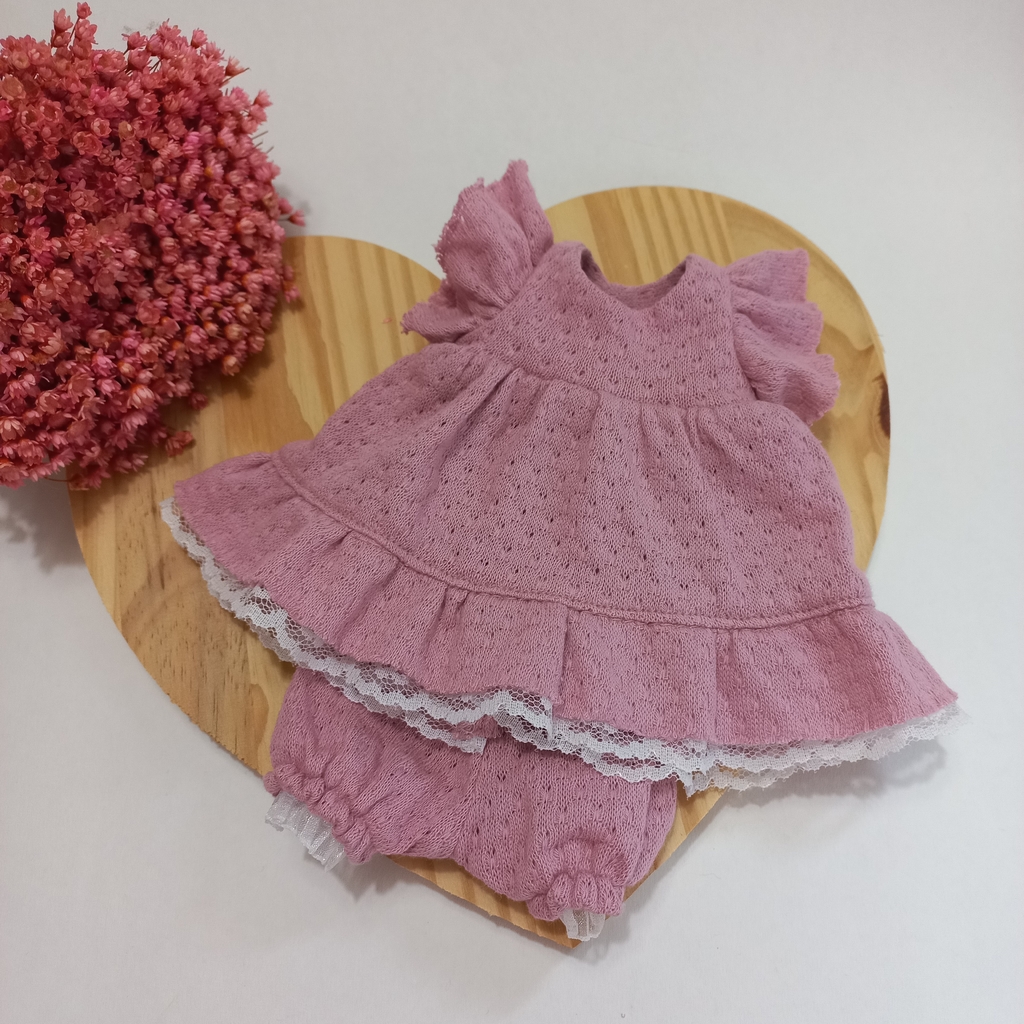 Roupa de boneca Russa - Conjunto Vestido Rose - Cor Rose - Boneca de pano -  roupa.