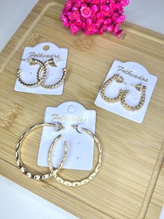 KIT 3 pares de brincos de argola feminina folheados ouro bijuteria sortidas - comprar online