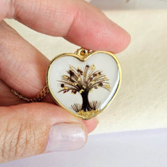Moldura Coração com Cabelos desenho Árvore da Vida na internet