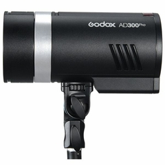 Flash GODOX AD300 PRO TTL Studio Flash 300WS 2.4G Hss - comprar online