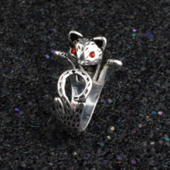 Anillo Gato Ojos rojos Plata S925 MoonKey Store