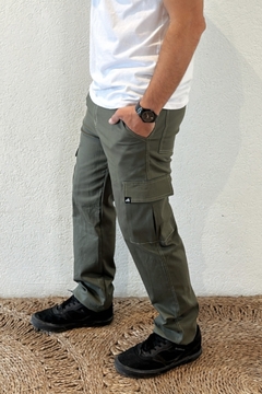 Pantalón Cargo Capetown Verde - comprar online