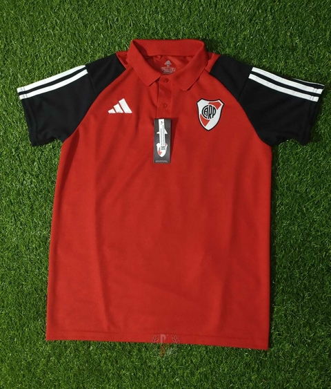 Chomba roja y negra 2024