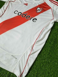 Imagen de Camiseta titular 2025 supertalles