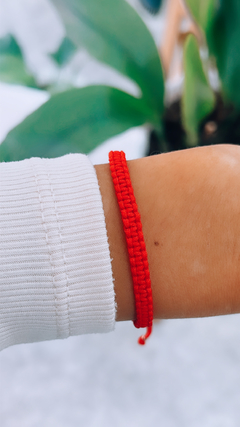 PULSERA MACRAME ROJA