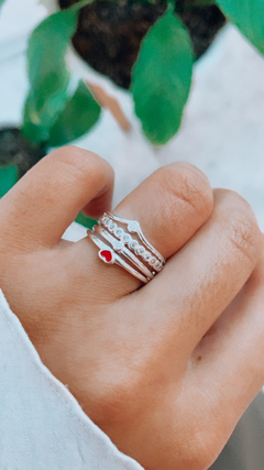 Anillo corazón rojo