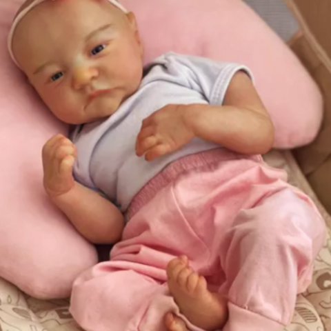 Bebê Reborn Realista - Acabei de Chegar ao Mundo - Bebê Felícia - Mod