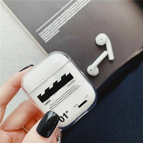 Funda AirPods 1ra y 2da gen Off White