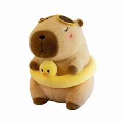 PELÚCIA CAPIVARA 25CM - BÓIA AMARELA