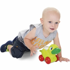 MERCOTOYS - BABY FOFO JACARÉ CARRINHO COM CHOCALHO +6MESES - comprar online