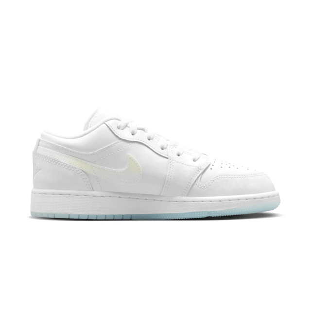 Nike sales se glitter
