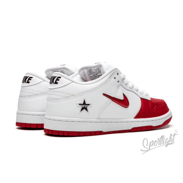 Nike supreme sales dunk 2019