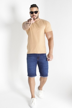 Bermuda Jeans Masculina Com Lycra, Detalhe De Barra Desfiada, Revesst Jeans. 0000027 na internet