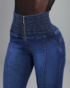 Imagem do Calça Jeans Feminina Lipo Modeladora, Cós alto Empina Bumbum Strech Chapa Barriga, Revesst Jeans. 39904