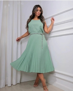 Conjunto Feminino Linh o saia Plissada e camisa